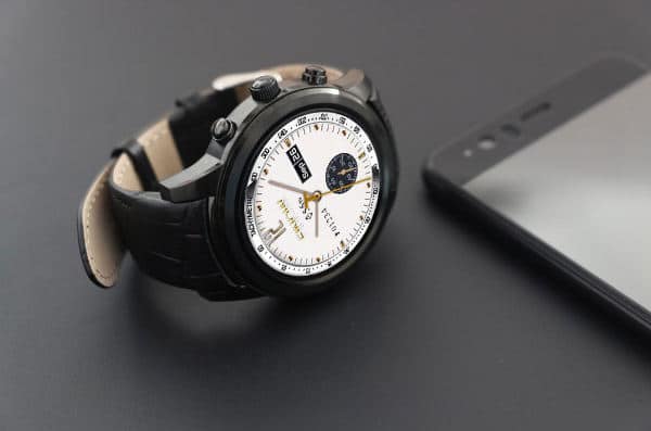 Ama-smartwatches amahle kakhulu ukuthenga