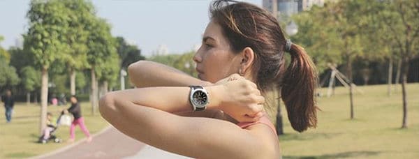 Ama-smartwatches amahle kakhulu ukuthenga