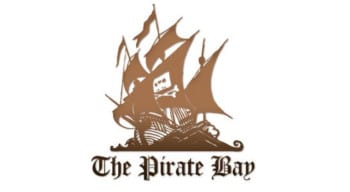 Izindawo ezihamba phambili -I-Pirate Bayy